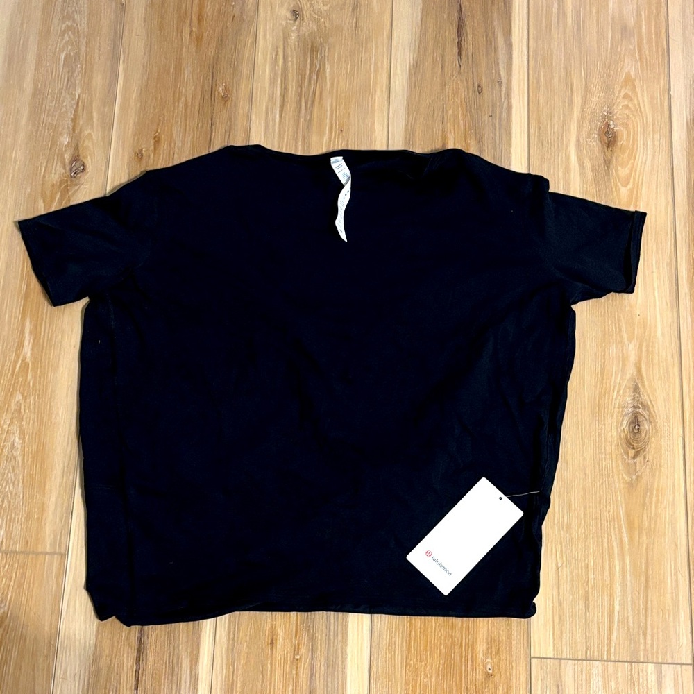 lululemon athletica Black Back in Action Short Sleeve
